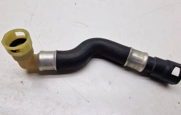Ford Mustang VI Engine coolant pipe/hose GR3318K580AA