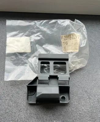 Volkswagen Crafter Front bumper mounting bracket A9068850263