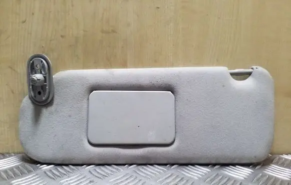 Toyota Corolla E120 E130 Sun visor
