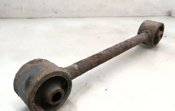 KIA Sorento Rear control arm