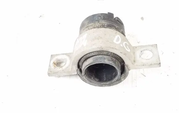 Porsche Cayenne (92A) Sway bar bush bracket, rear 