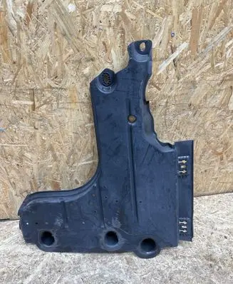 Rear underbody cover/under tray