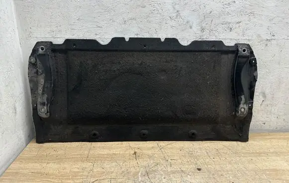 Audi A7 S7 4G Engine splash shield/under tray 4G0863821