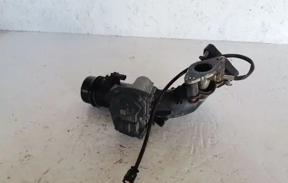 BMW 1 F20 F21 Throttle valve 7810752 1354781075202