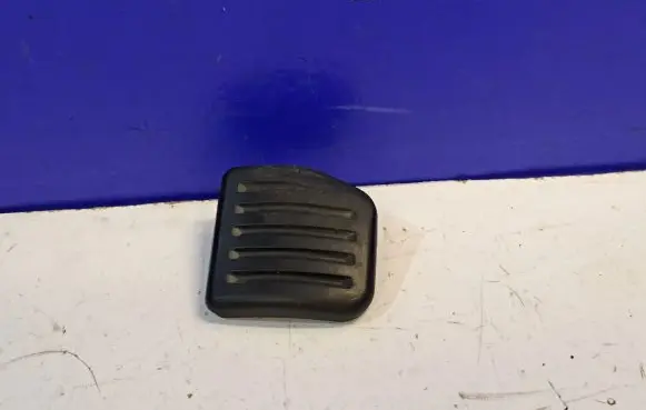 Volvo V70 Brake pedal bracket assembly 9G9N2457AA