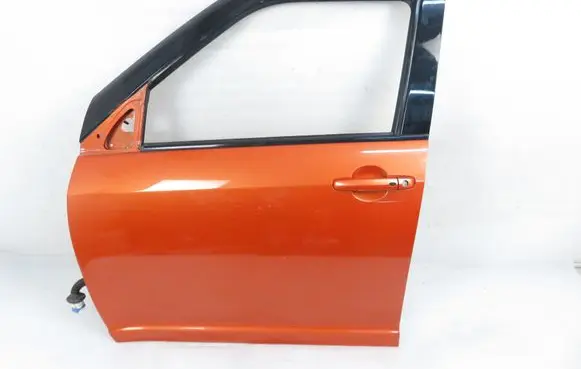 Suzuki Swift I Front door
