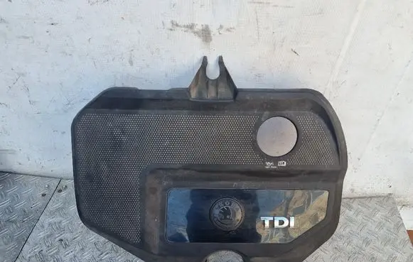 Volkswagen Golf IV Engine cover (trim) 038103925E 038103925