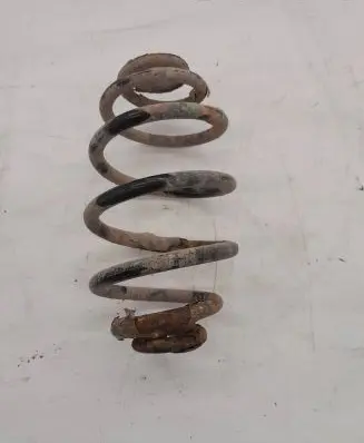 Volkswagen PASSAT B5 Rear coil spring