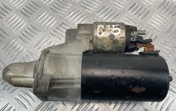Mercedes-Benz E W211 Starter motor A0061510501