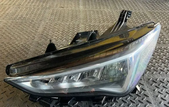 Cupra Born Headlight/headlamp 10H941007J 10H941007