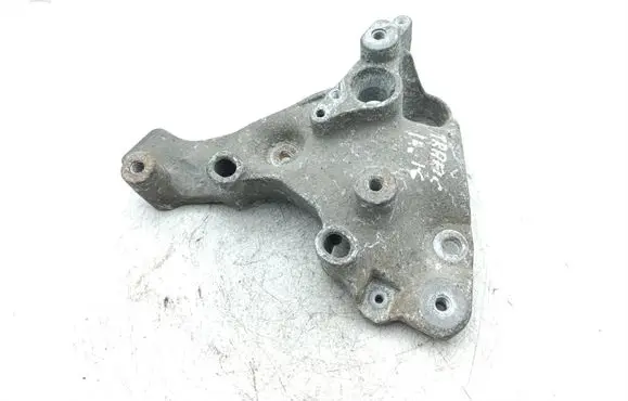 Renault Trafic III (X82) Engine mounting bracket 648606762R 93455374