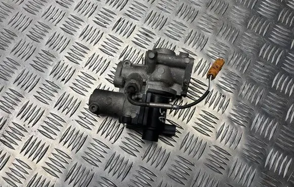 Audi Q5 SQ5 EGR valve 059131501H 059906088K