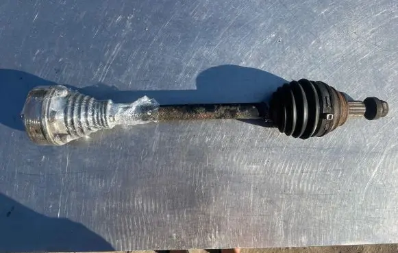 Seat Leon (1P) Front driveshaft