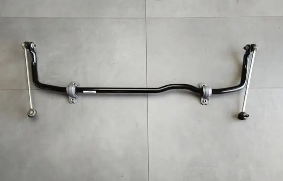 Volkswagen Tiguan Front anti-roll bar/sway bar 3Q0411303T