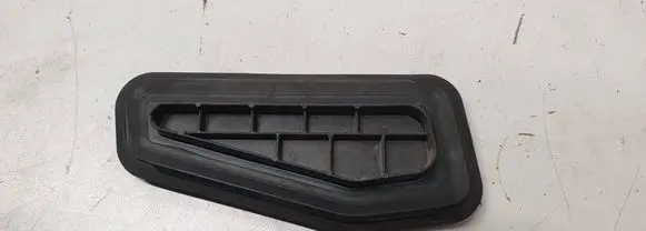Mercedes-Benz E W211 Other engine bay part A2118310698 23935