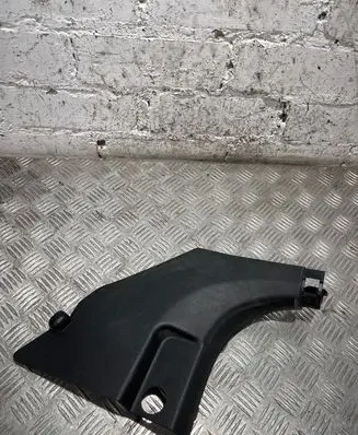 KIA Sportage Front sill trim cover 85825F1000