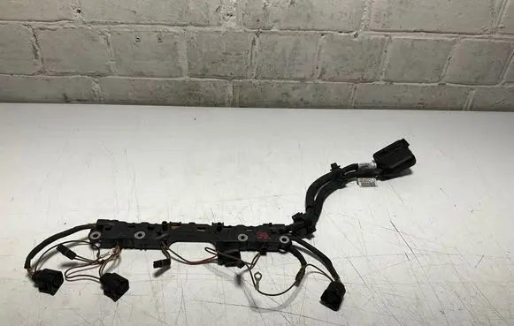 BMW 6 F06 Gran coupe Fuel injector wires 7621082 53781210