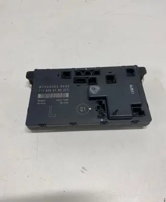 Mercedes-Benz E W211 Door control unit/module 2118208185 00401298