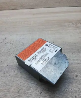 BMW 5 E39 Airbag control unit/module 8372521