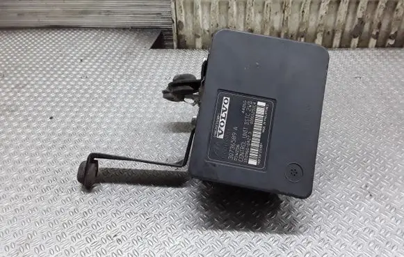 Volvo V50 ABS Pump 30736589A 30736588