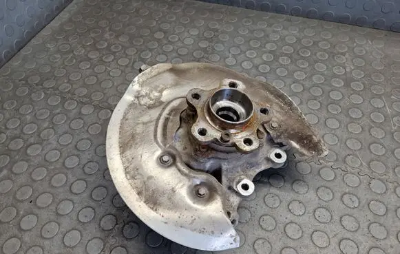 BMW i4 Rear wheel hub 6893273 8838134