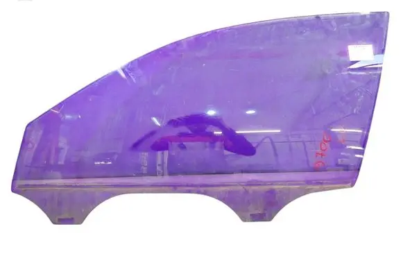 Volkswagen PASSAT B5.5 Front door window glass four-door