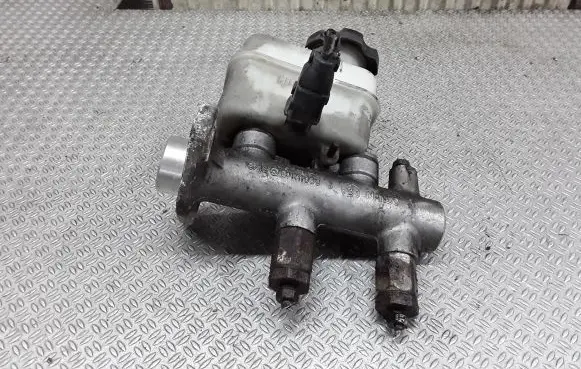 Hyundai Santa Fe Master brake cylinder BM111038