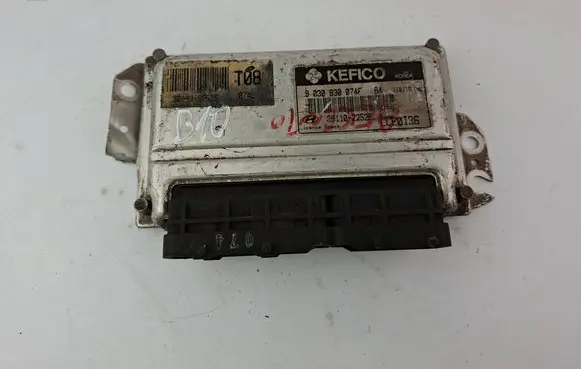 Hyundai Accent Engine control unit/module 3911022525 9030930074F