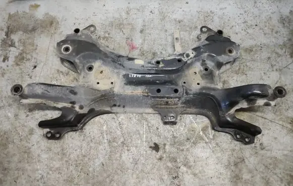 Toyota Verso Front subframe
