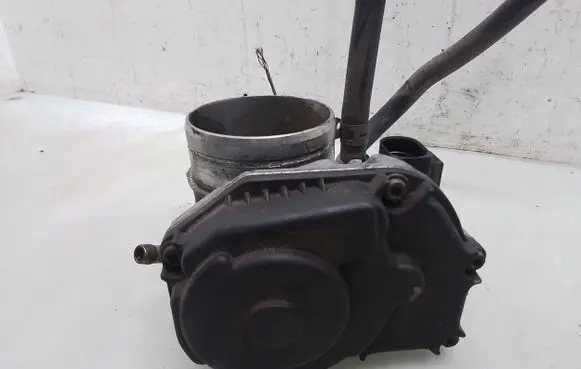 Audi A3 S3 8L Throttle valve 06A133064J