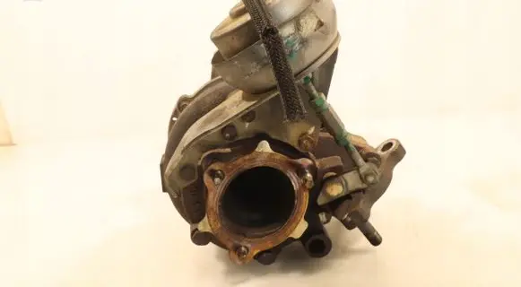 Toyota Corolla Verso E121 Turbo 172010R070