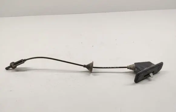 Fuel tank cap lock