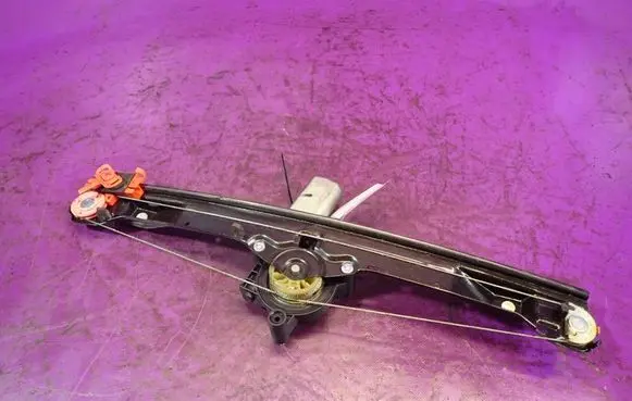 Fiat Punto (199) Front door window regulator with motor