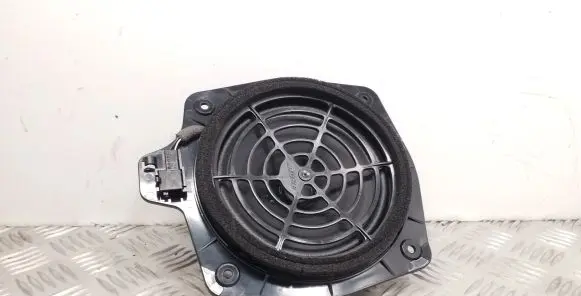 Audi TT TTS Mk2 Rear door speaker 8H0035411B