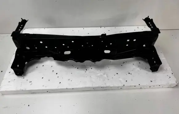 Toyota Yaris Radiator support slam panel