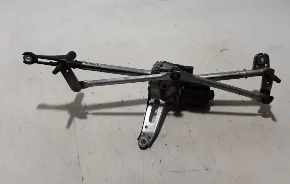 Volvo S60 Front wiper linkage 32282193