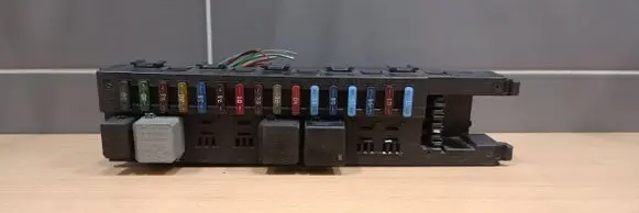 Mercedes-Benz C W203 Fuse module 2095450101 5DK00848610