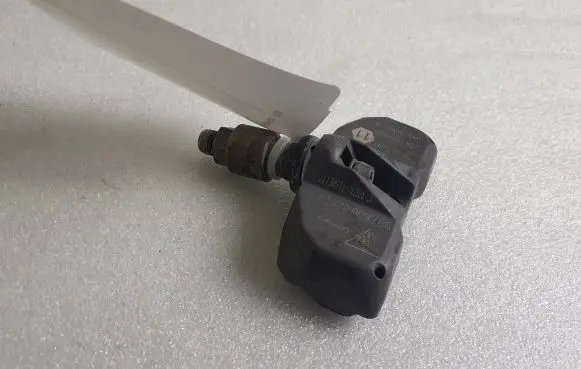 Porsche Panamera (970) Tire pressure sensor 99760602120 2081153757