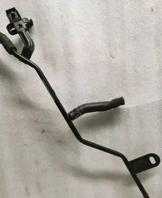 Volkswagen Sharan Engine coolant pipe/hose 7N0121064L