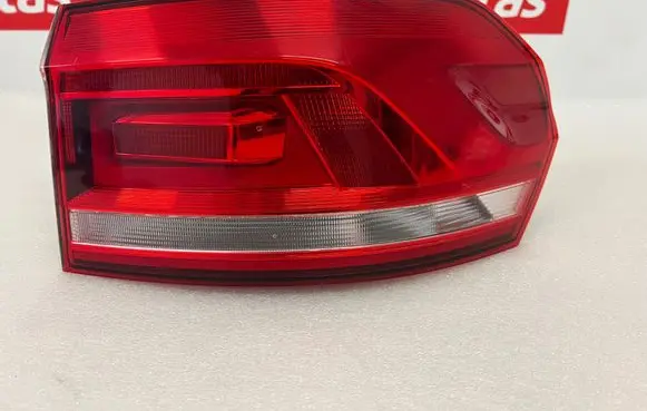 Volkswagen Touran III Rear/tail lights 5TA945096A