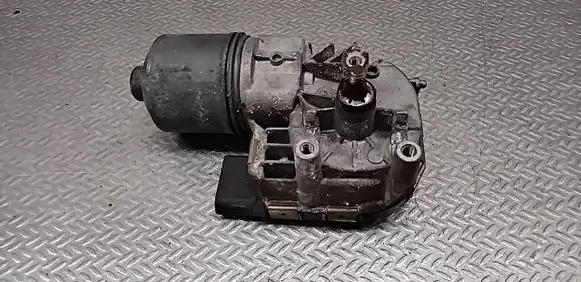 Seat Altea Wiper motor 0390241936 5P0955119B 0504201