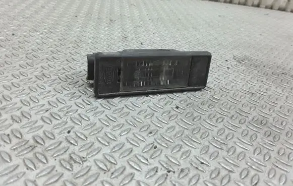 Nissan Primera Number plate light