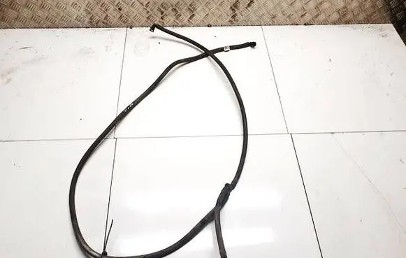 Mercedes-Benz E W211 Engine coolant pipe/hose 