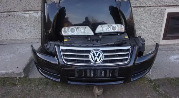 Volkswagen Touareg I Front piece kit 