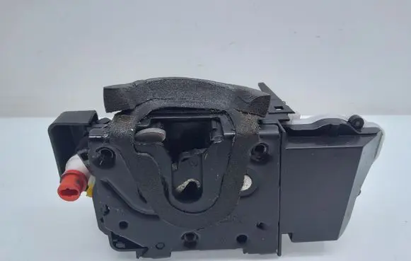 Peugeot 607 Rear door lock