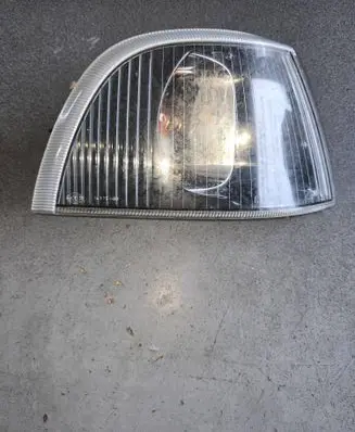 Volvo S40, V40 Front indicator light 30854654