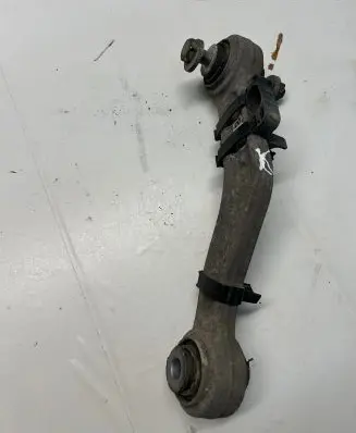 Rear control arm