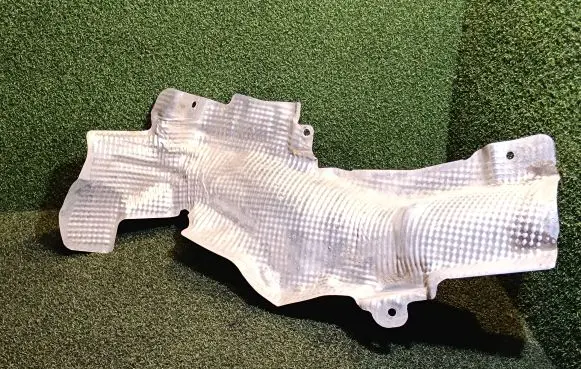Mercedes-Benz Citan II W420 Heat shield in engine bay 204484733R