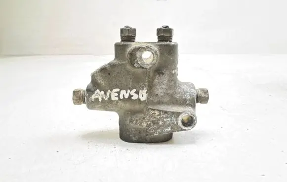 Toyota Avensis T250 Brake power pressure regulator 