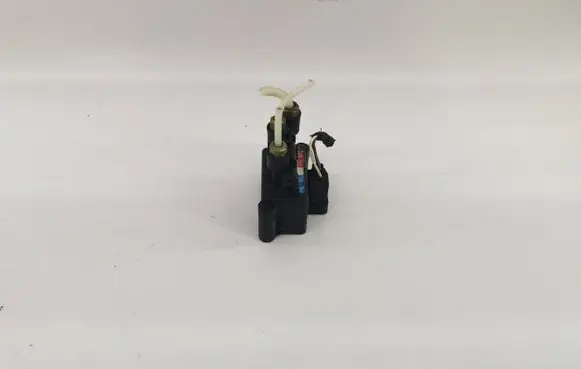 Mercedes-Benz R W251 Air suspension control unit module (rear) A2513200158